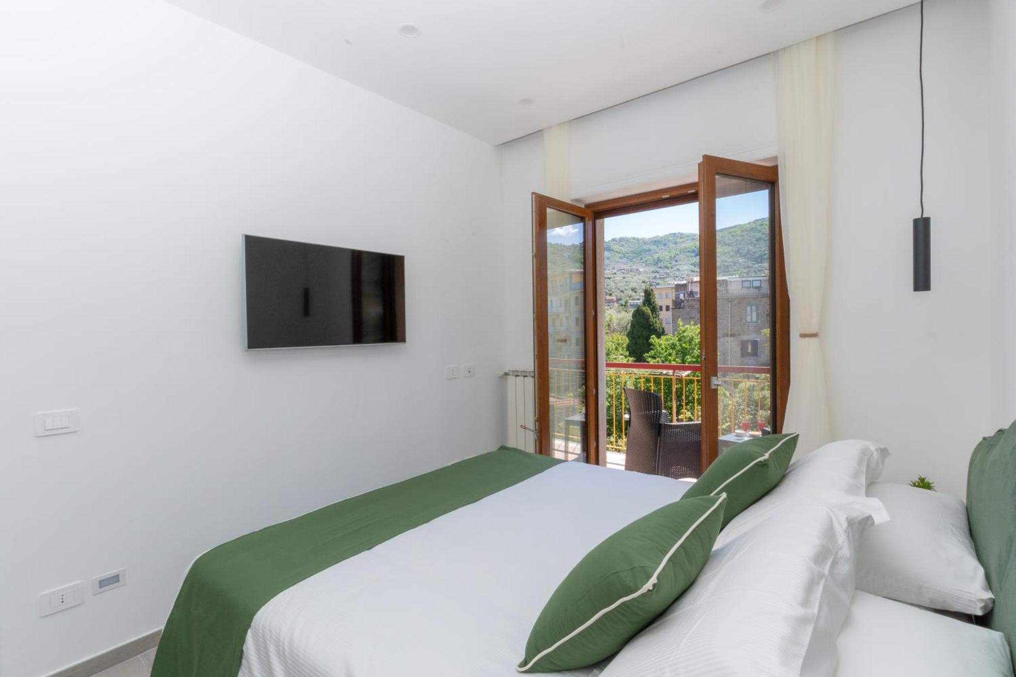 Mifra Suites Сорренто Экстерьер фото