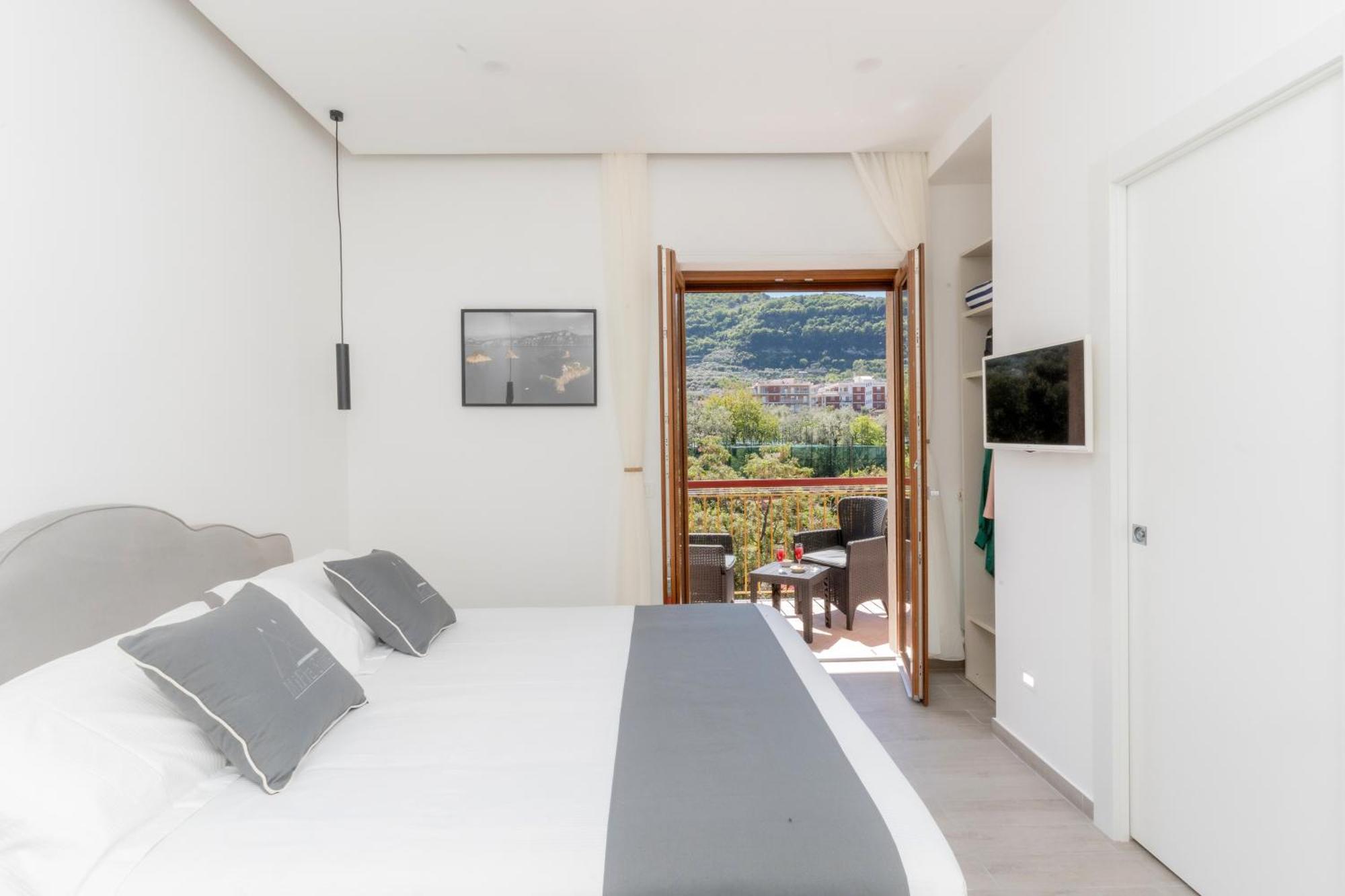 Mifra Suites Сорренто Экстерьер фото